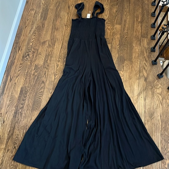 🆕 Aerie Smocked Wide Leg Jumpsuit - Picture 5 of 8
